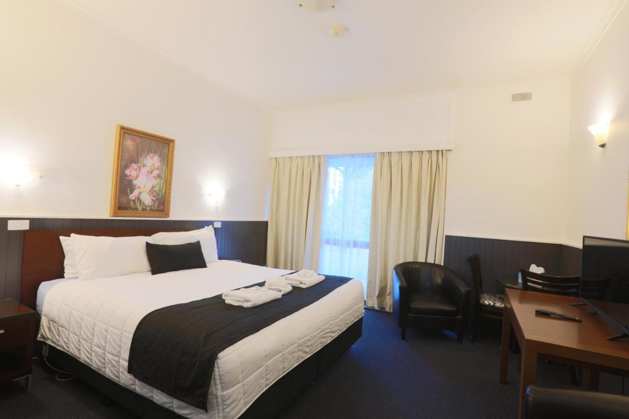 The Esplanade Motel Lakes Entrance Kültér fotó