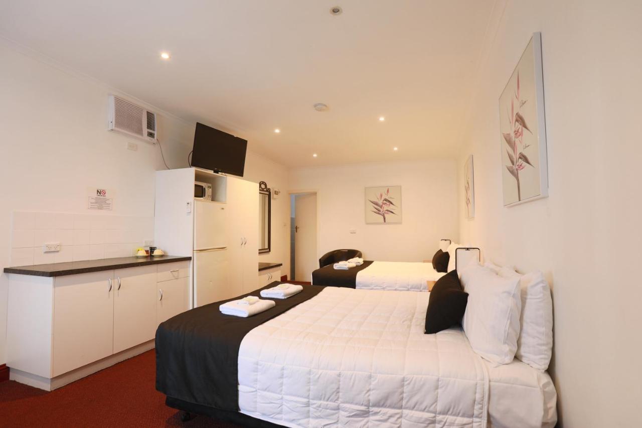 The Esplanade Motel Lakes Entrance Kültér fotó